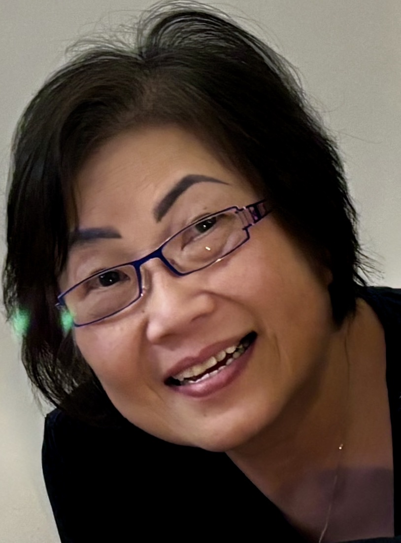 Portrait of Ha-Yi Aileen Chan smiling